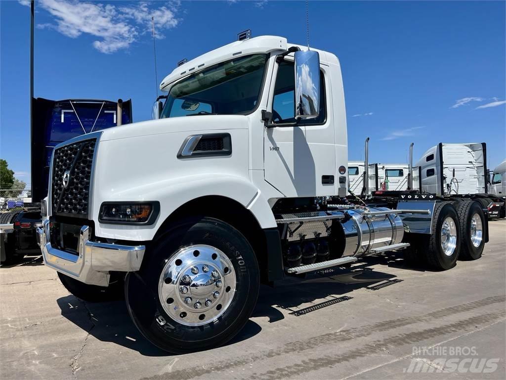 Volvo VHD64FT300 트랙터 유닛