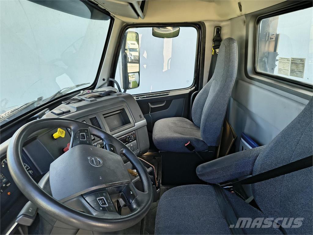 Volvo VNL64T300 트랙터 유닛