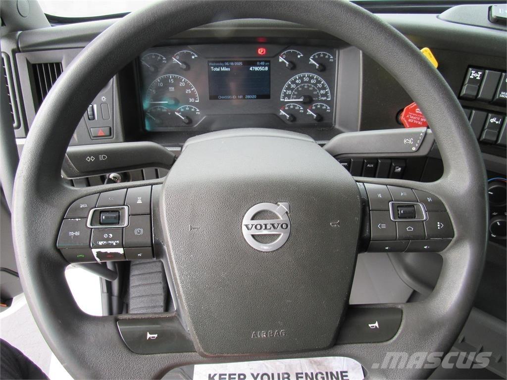 Volvo VNL64T760 트랙터 유닛