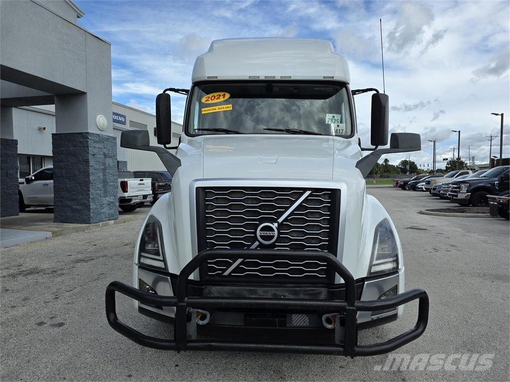 Volvo VNL64T760 트랙터 유닛