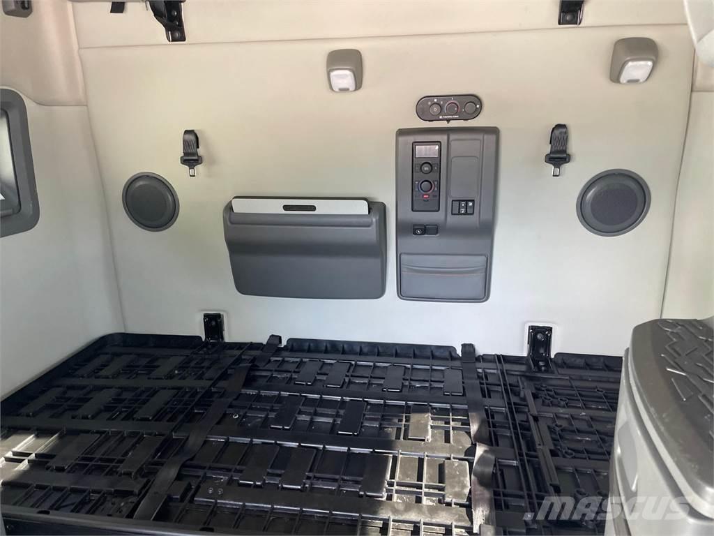 Volvo VNL64T760 트랙터 유닛