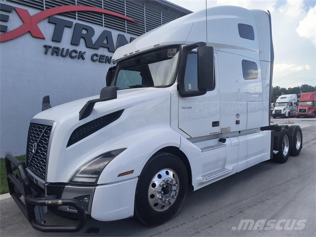 Volvo VNL64T760 트랙터 유닛