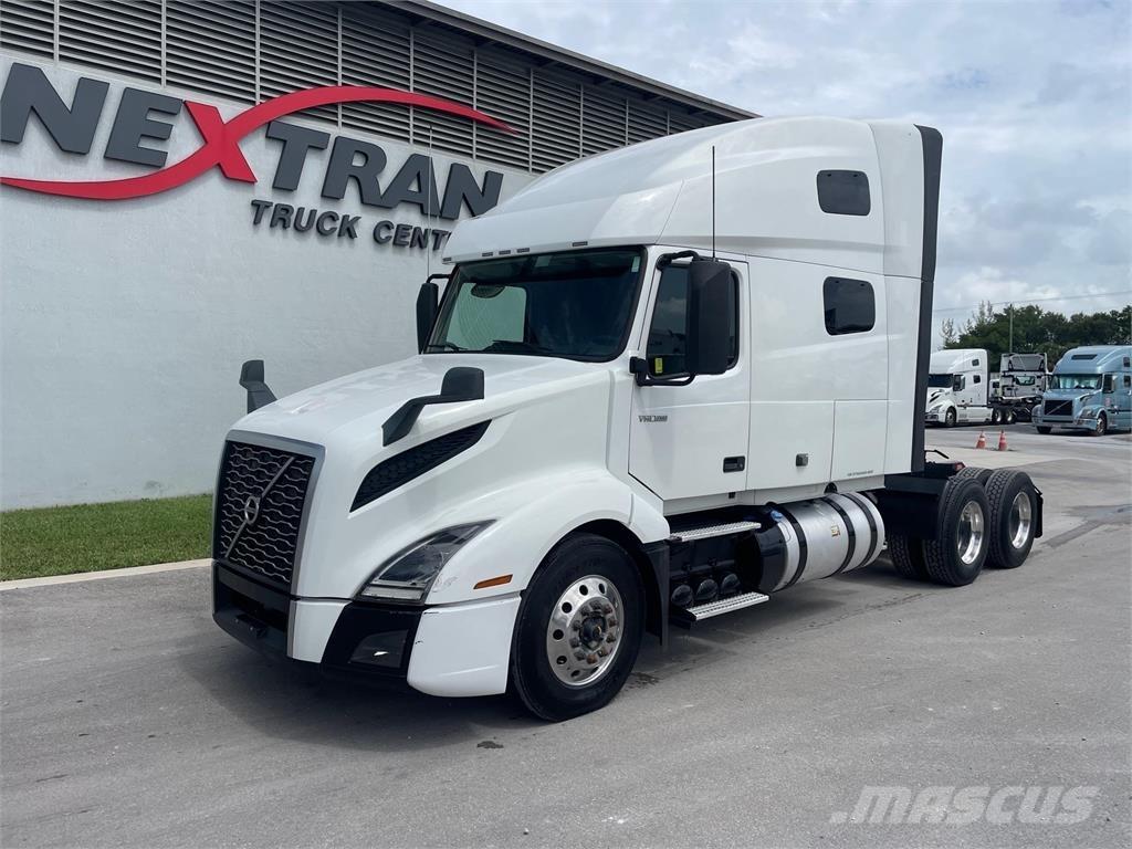 Volvo VNL64T760 트랙터 유닛