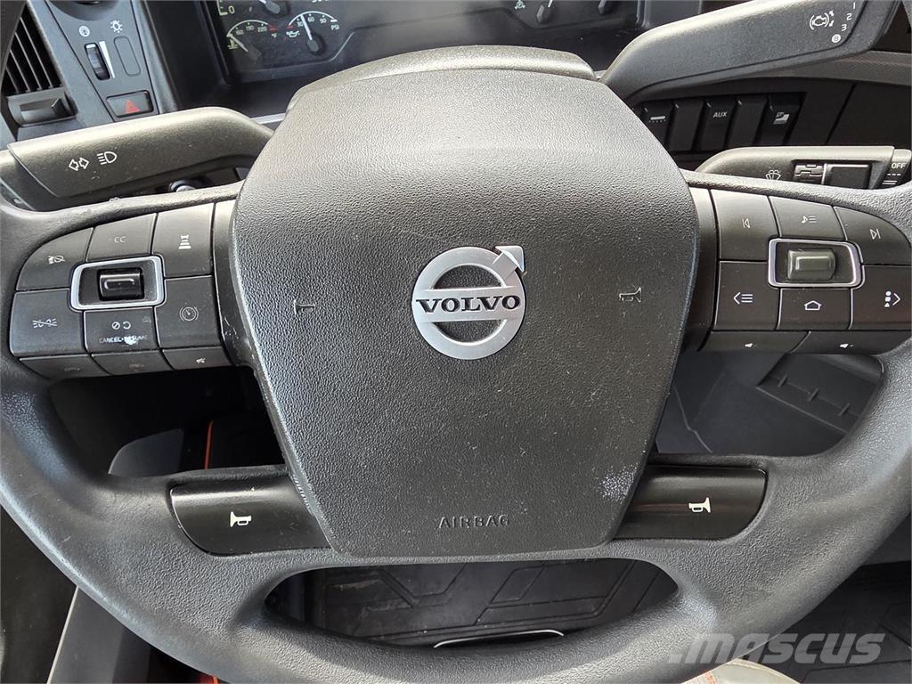 Volvo VNL64T760 트랙터 유닛