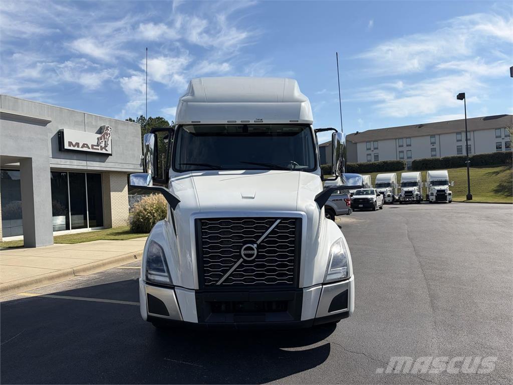 Volvo VNL64T760 트랙터 유닛
