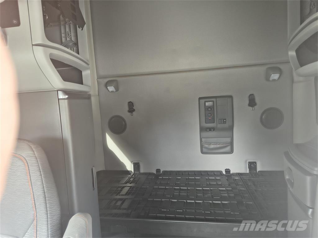 Volvo VNL64T760 트랙터 유닛