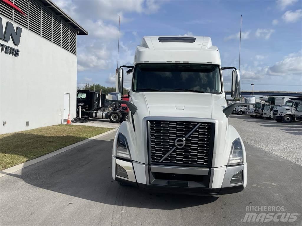 Volvo VNL64T860 트랙터 유닛