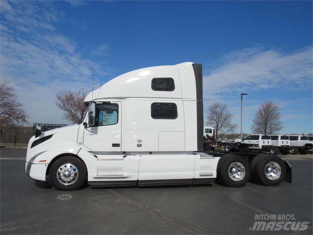 Volvo VNL64T860 트랙터 유닛