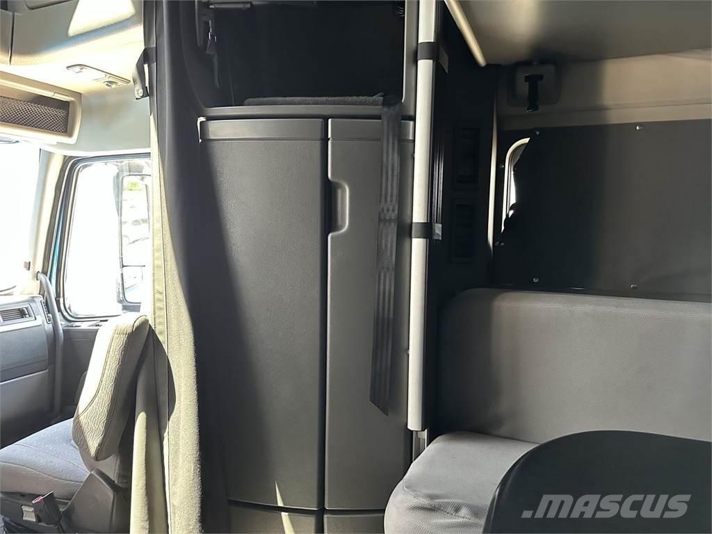 Volvo VNL64T860 트랙터 유닛