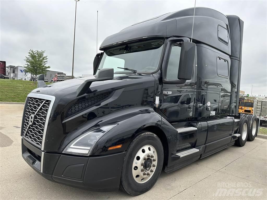 Volvo VNL64T860 트랙터 유닛