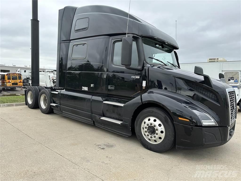 Volvo VNL64T860 트랙터 유닛