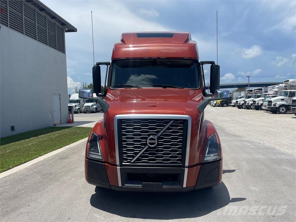 Volvo VNL64T860 트랙터 유닛