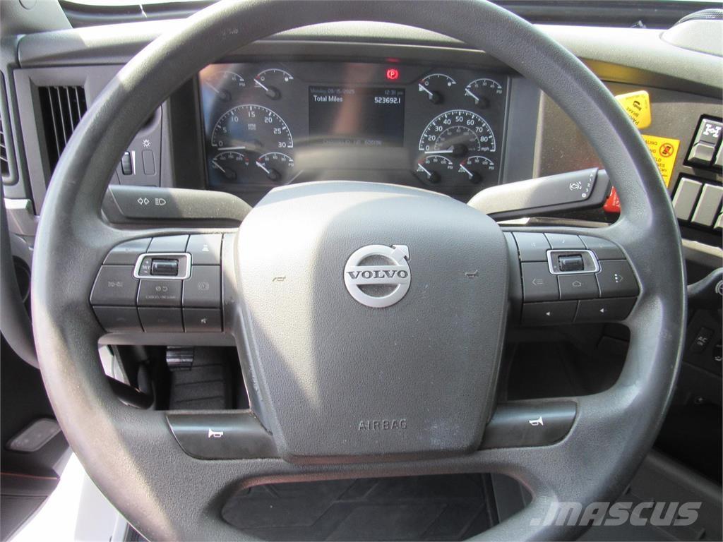 Volvo VNL64T860 트랙터 유닛