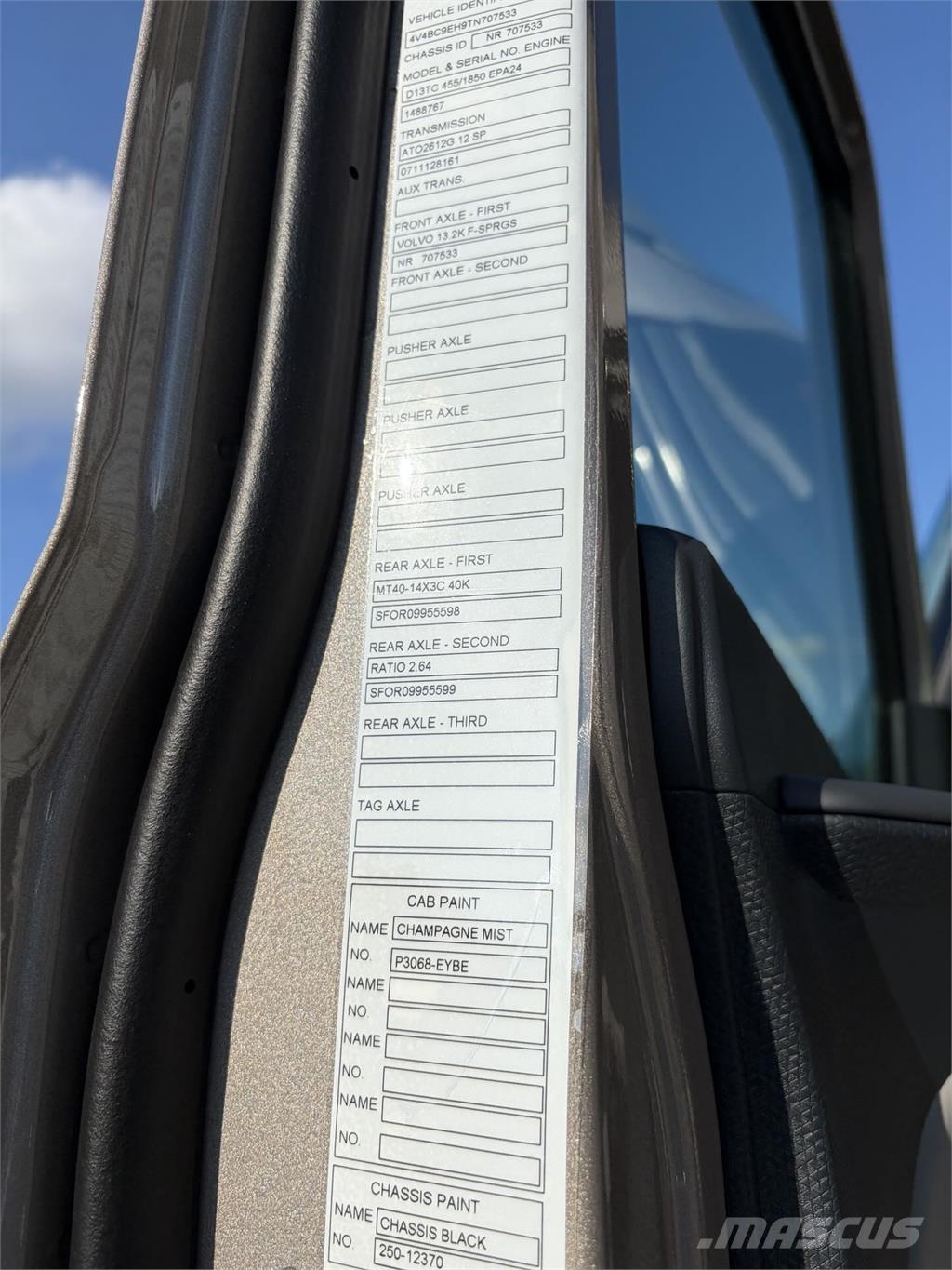 Volvo VNL64T860 트랙터 유닛