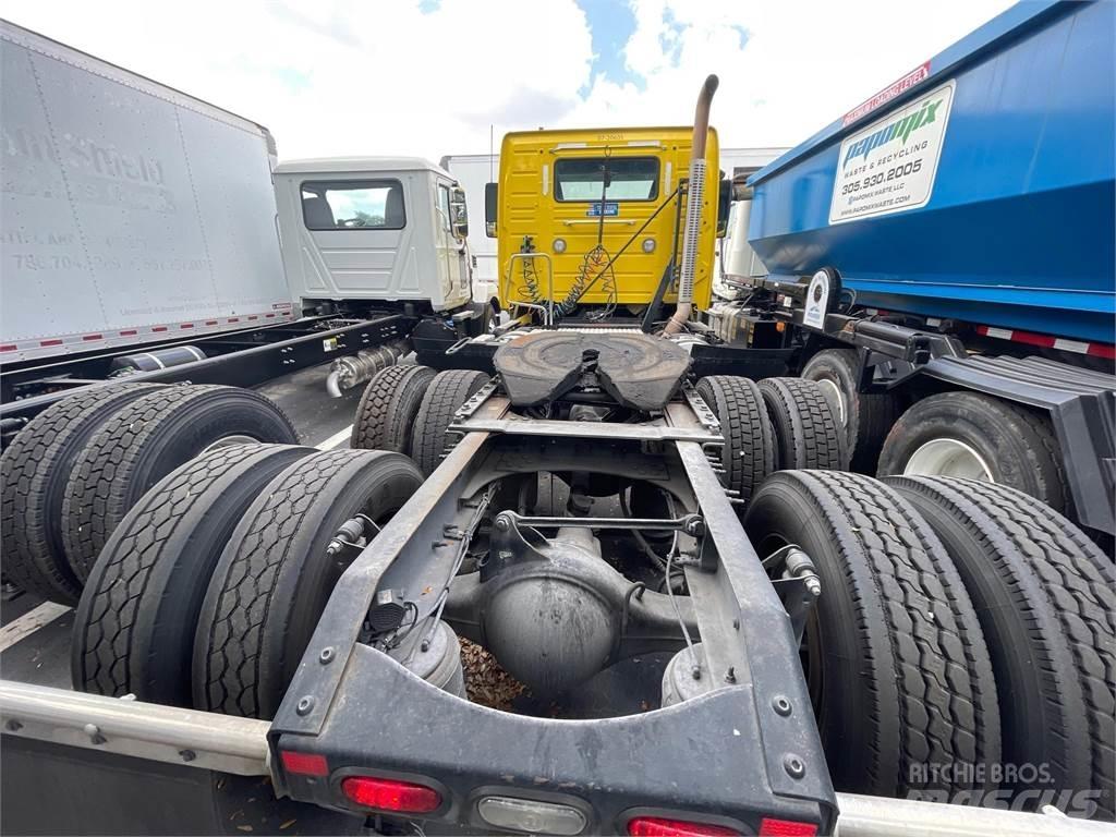 Volvo VNR64T300 트랙터 유닛