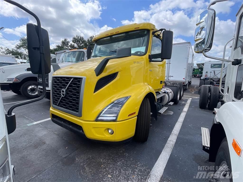 Volvo VNR64T300 트랙터 유닛