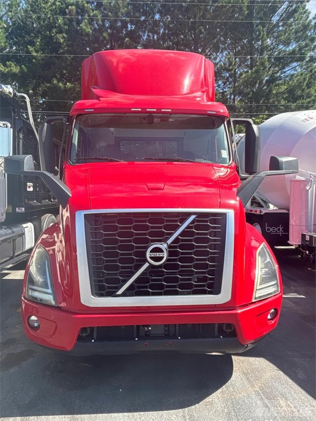 Volvo VNR64T300 트랙터 유닛