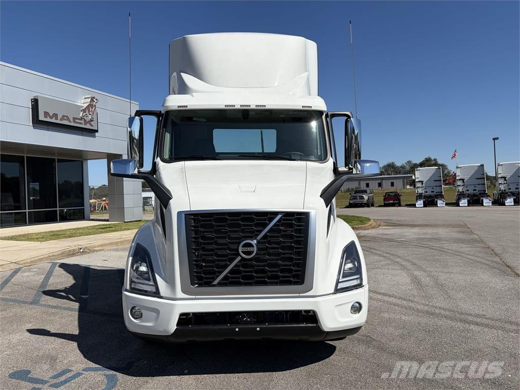Volvo VNR64T300 트랙터 유닛