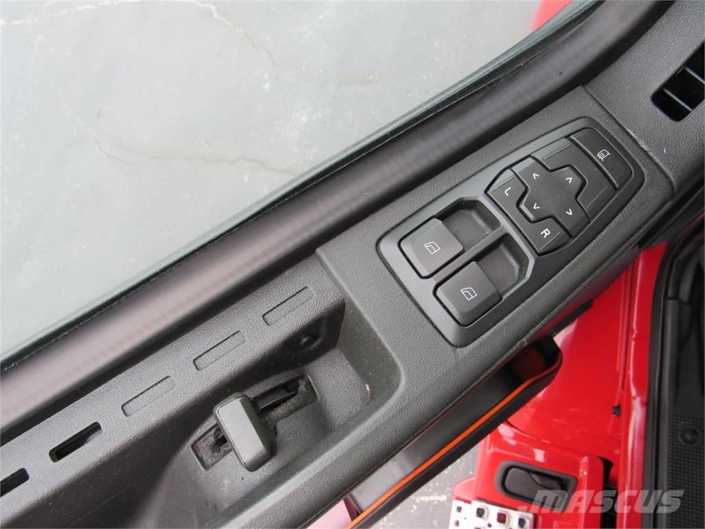 Volvo VNR64T300 트랙터 유닛