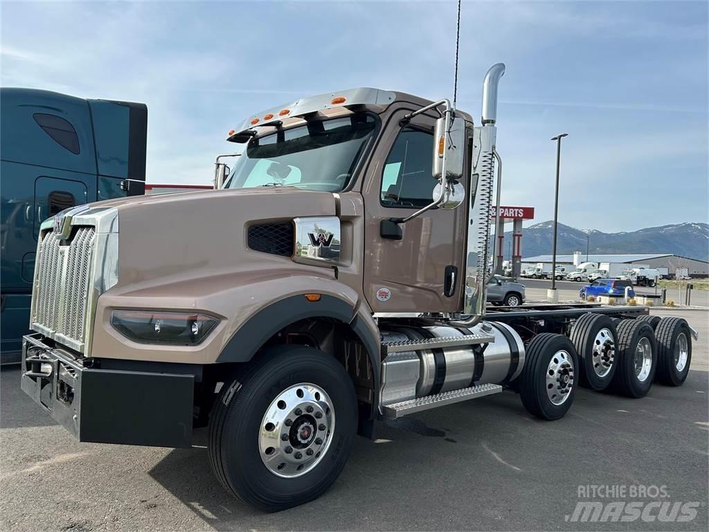 Western Star 49X 덤프 트럭