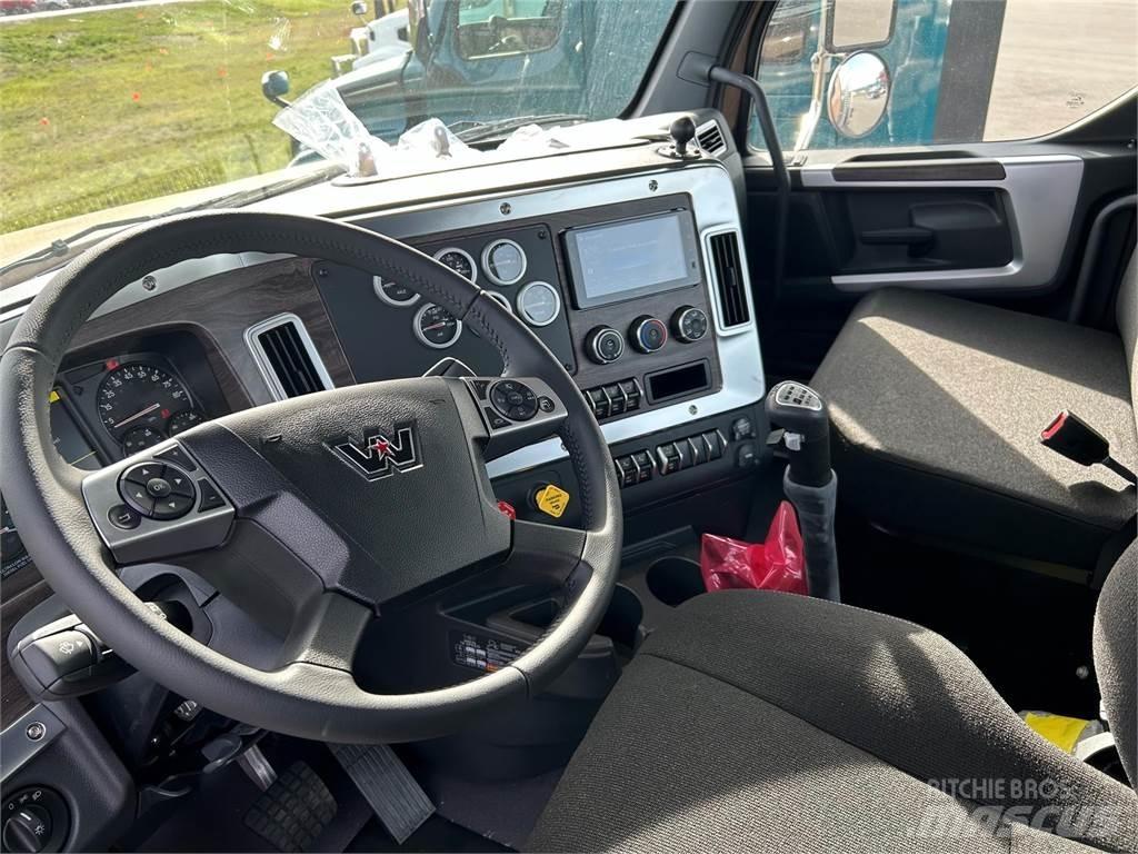 Western Star 49X 덤프 트럭