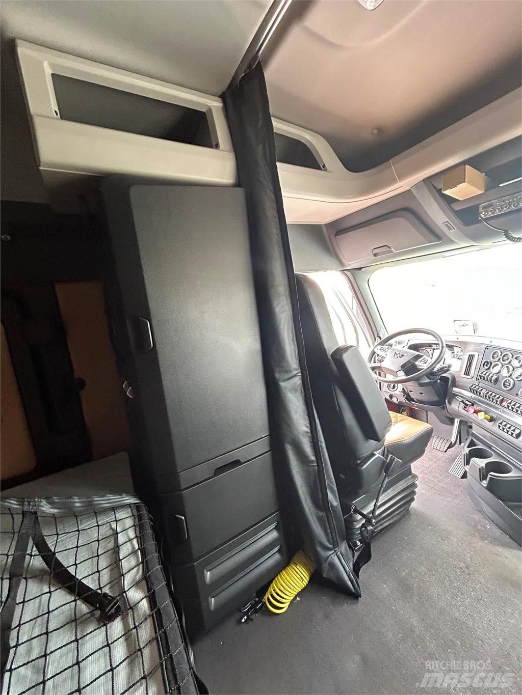 Western Star 49X 트랙터 유닛