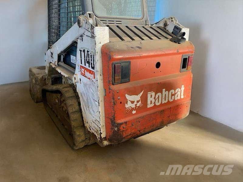 Bobcat T140 미니 로더