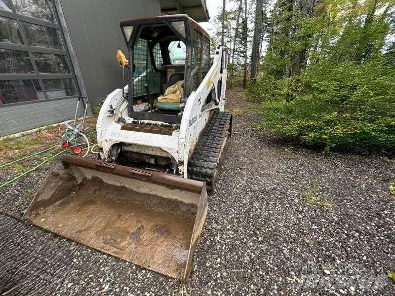 Bobcat T190 미니 로더