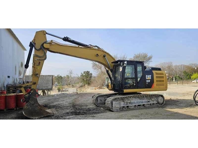 CAT 323F 대형 굴삭기 29톤 이상