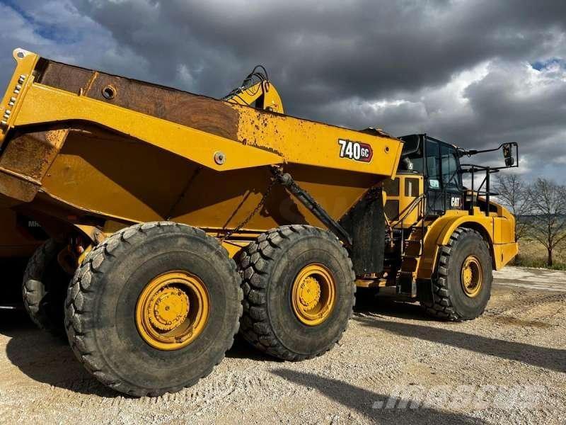 CAT 740GC 연결식 홀러