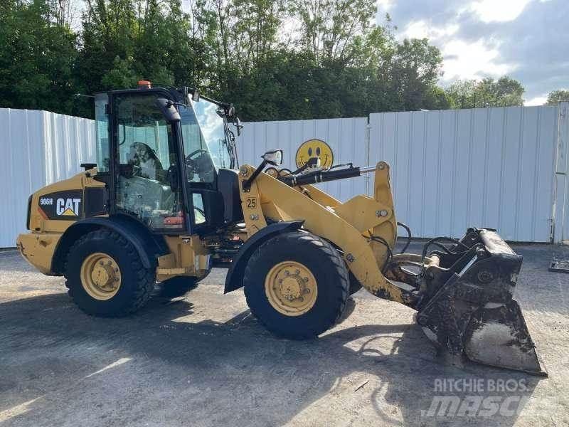 CAT 906H 미니 로더