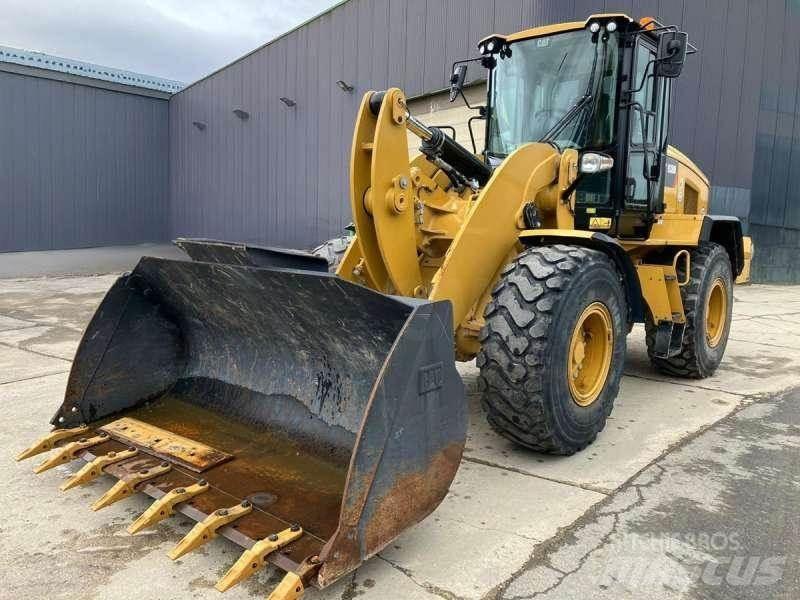 CAT 938M  휠로우더