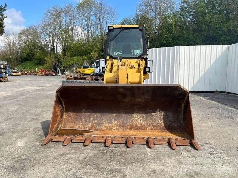 CAT 953C2 궤도식 로우더