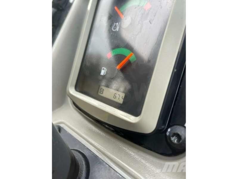 CAT CB2.7 토양 다짐기