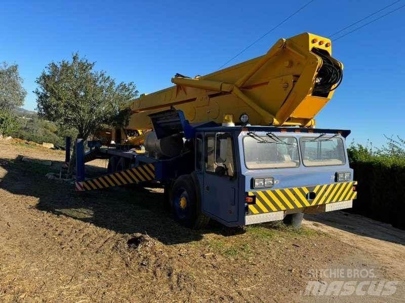 Condor 125/S A/T 크레인