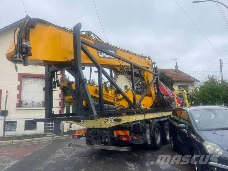 JCB JS360 파쇄용 굴삭기
