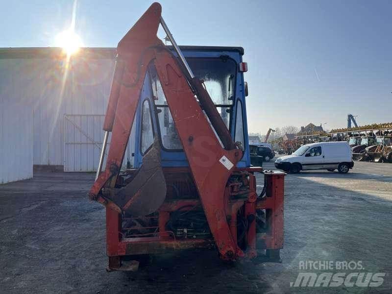 Kubota R520 백호로더