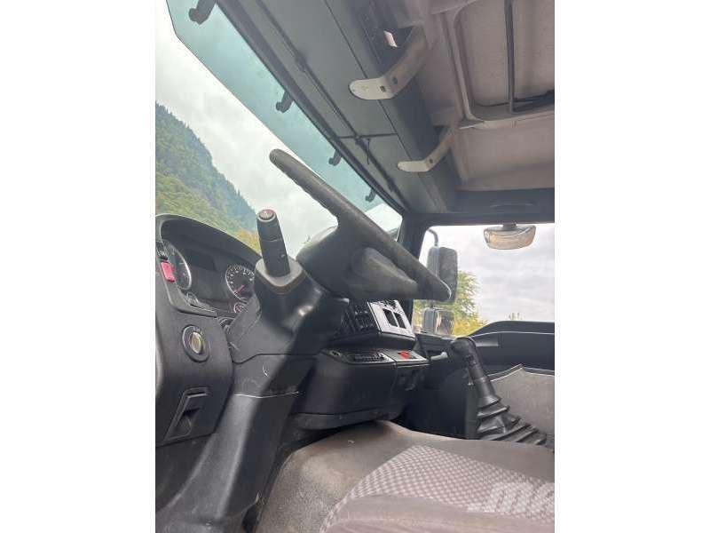 MAN 26/440 덤프 트럭