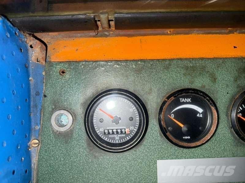 Rolba R200 시립/다목적 차량