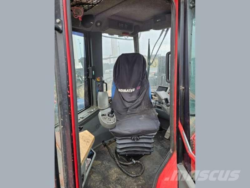 Valmet 840.4 임업용 트랙터