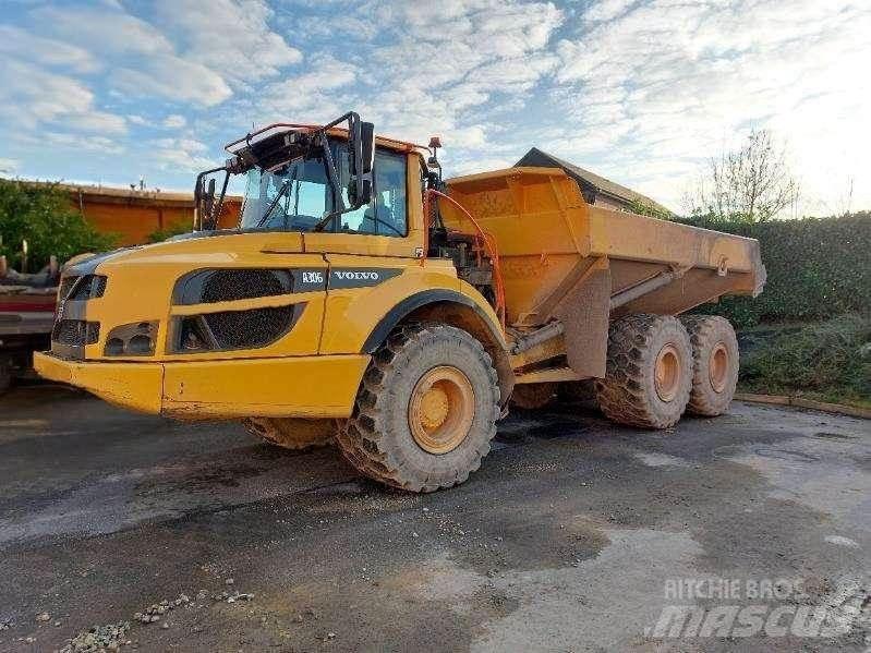 Volvo A30G 연결식 홀러