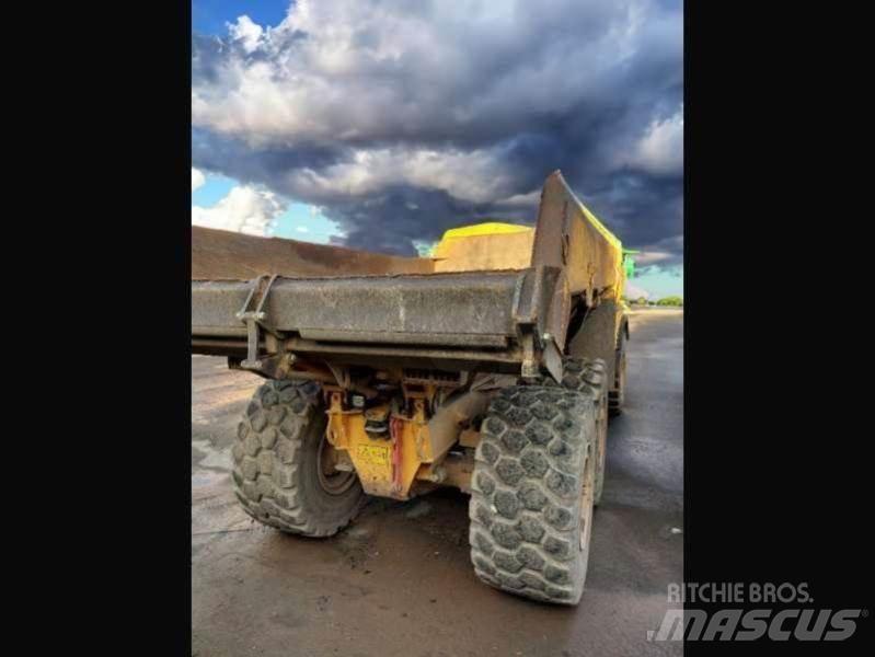 Volvo A30G 연결식 홀러