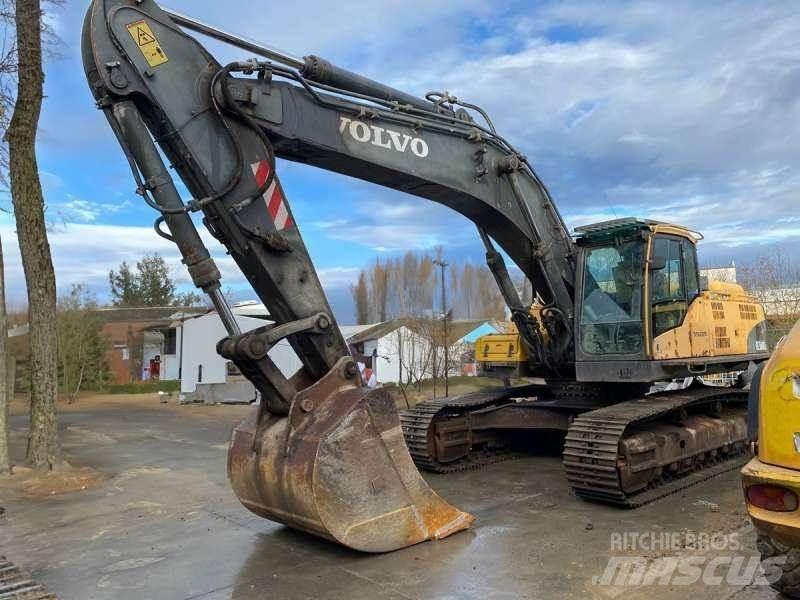 Volvo EC360 대형 굴삭기 29톤 이상