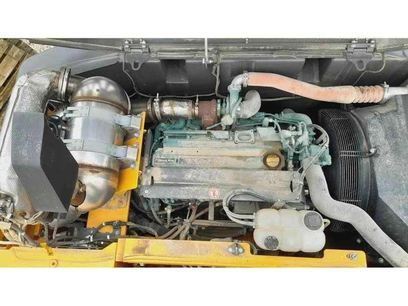 Volvo EW180E  휠 굴삭기