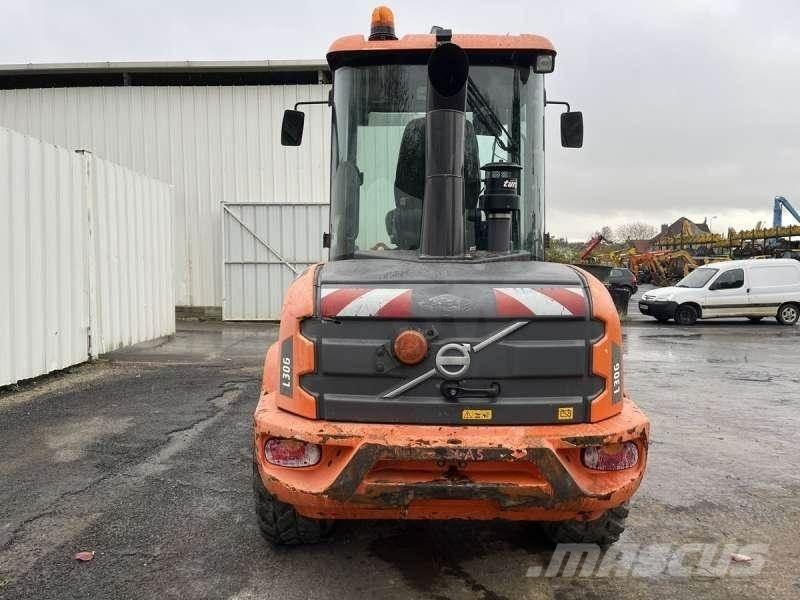 Volvo L30G 미니 로더