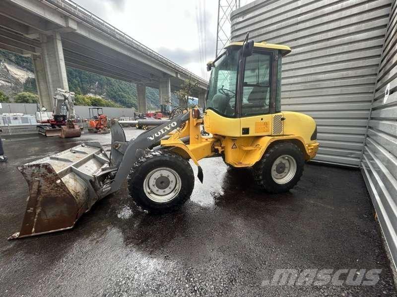 Volvo L30Z 미니 로더