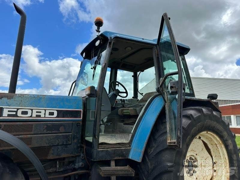 Ford 8340 트랙터