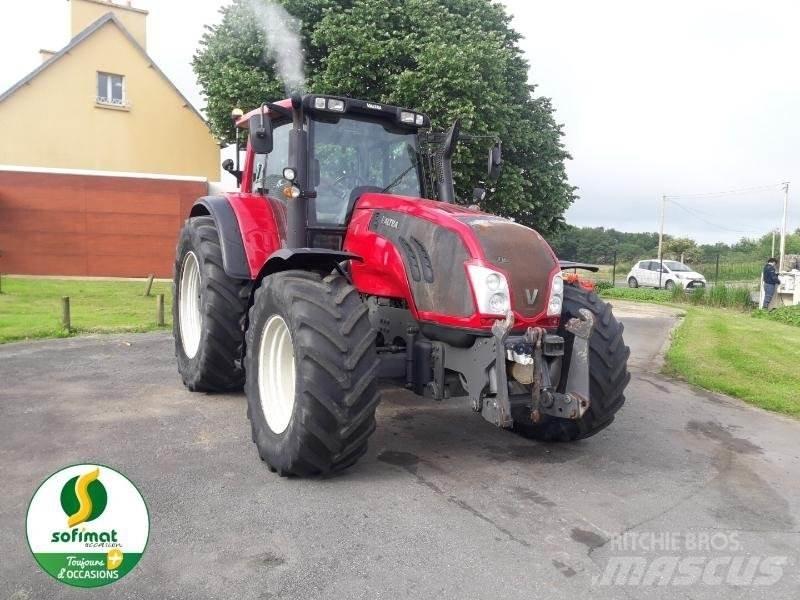 Valtra T183 트랙터