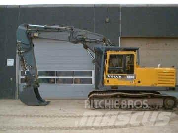 Åkerman EC230B 대형 굴삭기 29톤 이상