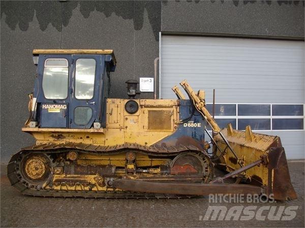 Hanomag D680E 크롤러 도저